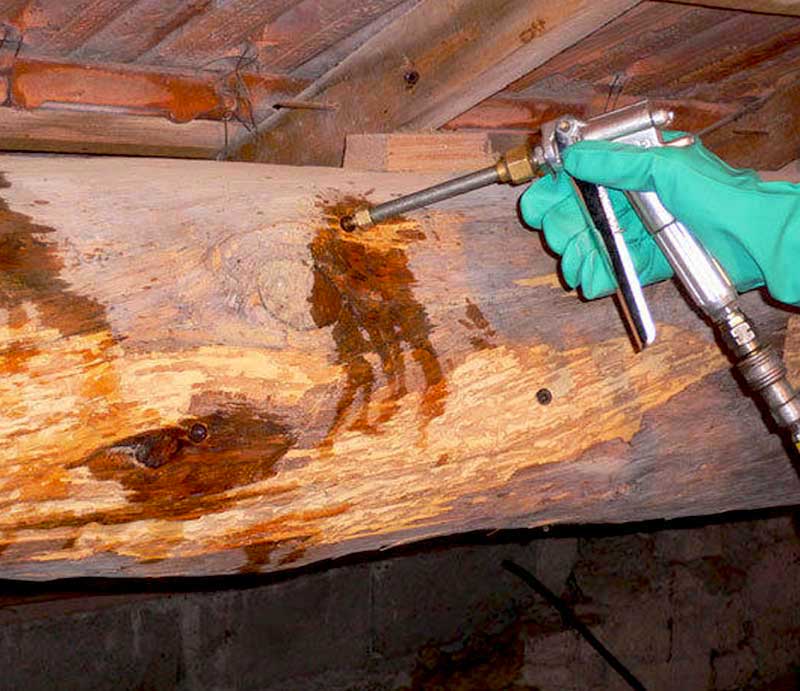 Charpente - MAÎTRE COUVERTURE : artisan charpentier couvreur sur paris (75) et l’Île-de-France : Travaux de charpente : en construction neuve comme en rénovation : charpente traditionnelle, à fermettes … du massif au lamellé-collé. Traitement des bois de charpente et menuiserie. Intervention dans les meilleurs délais sur Paris (75) et en Île-de-France : L’Essonne (91), la Seine-et-Marne (77), les Yvelines (78), le Val-de-Marne (94) et les Hauts-de-Seine (92). Maître Couverture sur PARAY-VIEILLE-POSTE (91). Par téléphone ou en ligne, Mr David BARNABEAU est à votre écoute pour tous vos projets de charpente et traitement des bois de charpente et menuiserie.