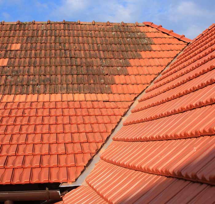 Nettoyage toiture - MAÎTRE COUVERTURE : artisan couvreur sur Paris (75) et l’Île-de-France.. Nettoyage, démoussage traitement anti-mousse toiture. peinture hydrofuge toit : AIntervention dans les meilleurs délais sur Paris (75) et en Île-de-France : L’Essonne (91), la Seine-et-Marne (77), les Yvelines (78), le Val-de-Marne (94) et les Hauts-de-Seine (92). Maître Couverture sur PARAY-VIEILLE-POSTE (91). Par téléphone ou en ligne, Mr David BARNABEAU est à votre écoute pour tous vos projets de nettoyage, démoussage traitement anti-mousse toiture. peinture hydrofuge toit